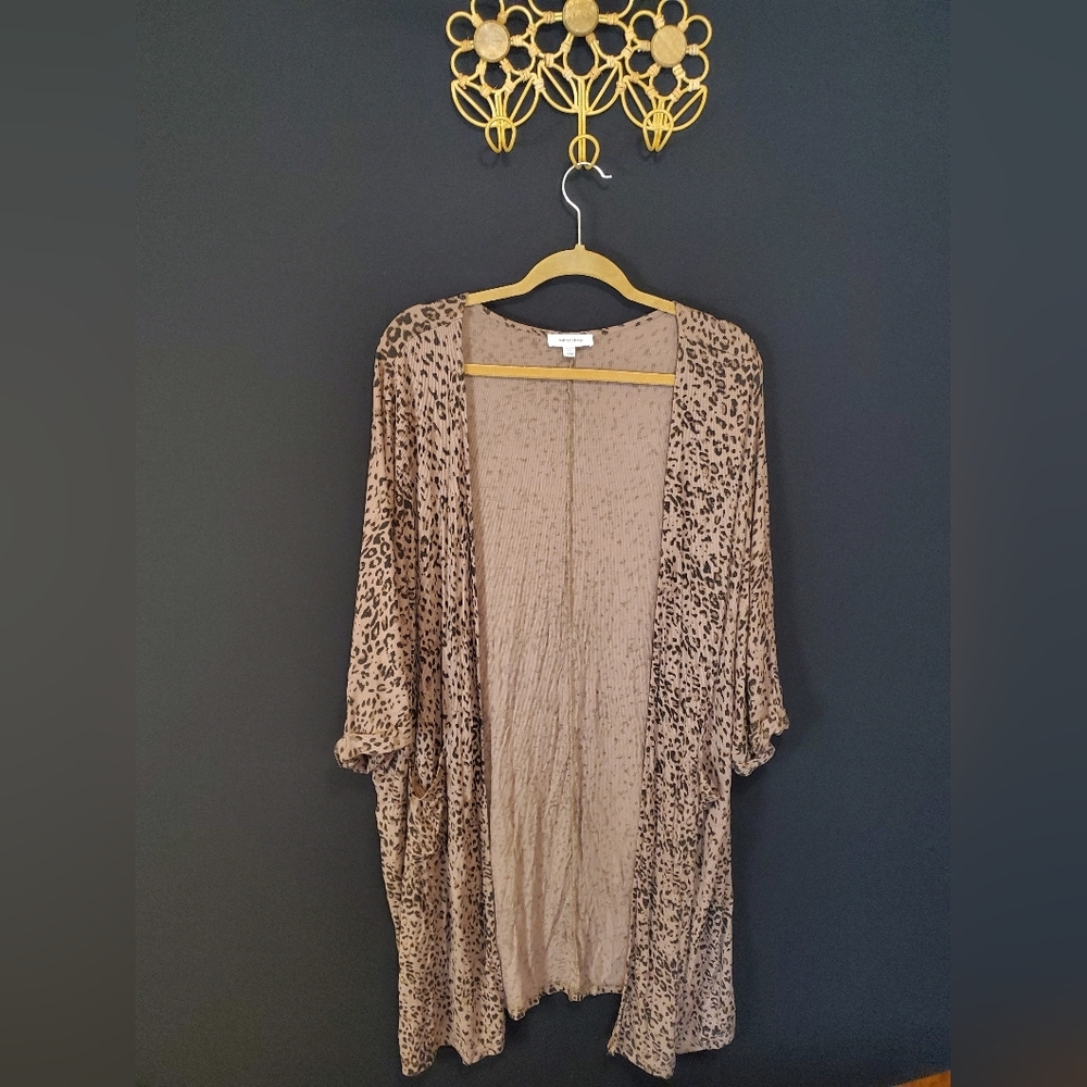Leopard Print Kimono Cardigan - Picture 5 of 6